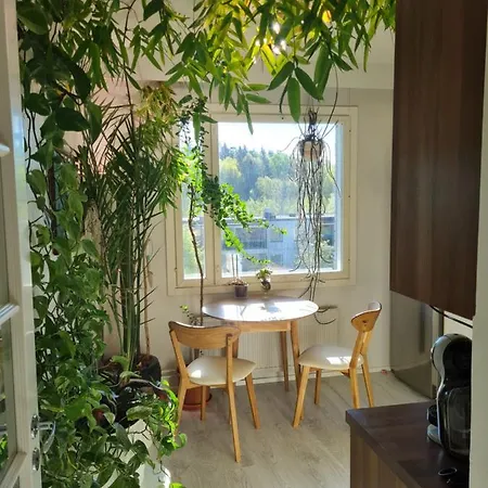 Apartment Paradise *
